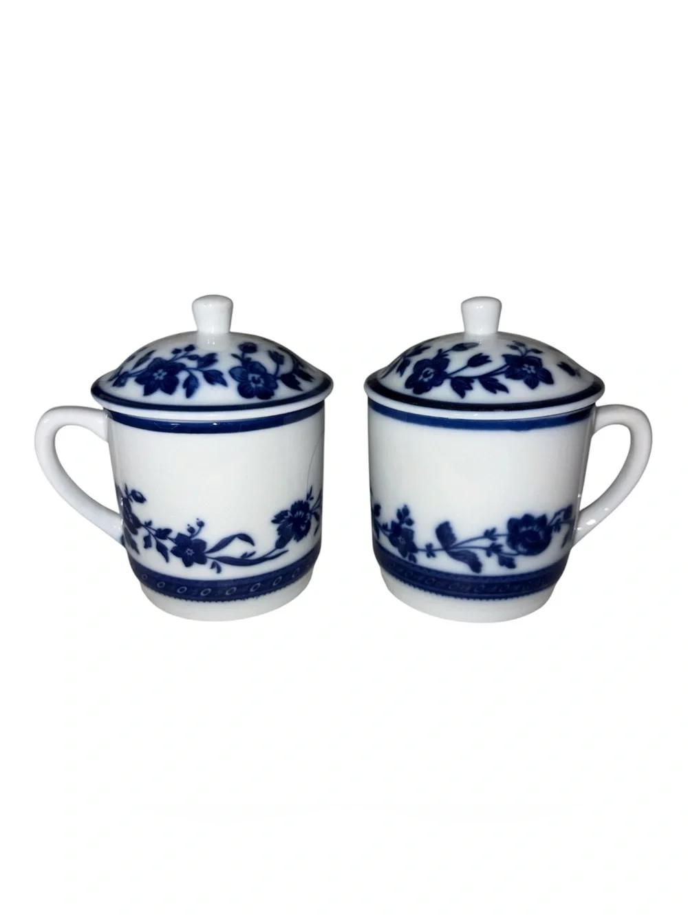 William Sonoma Tea Coffee Cups Flow Blue White Floral Pattern With Lids Set of 2